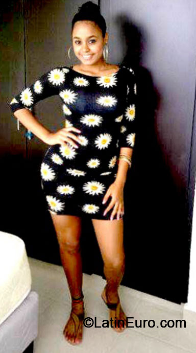 Date this foxy Panama girl Rosemary from Panama City PA405