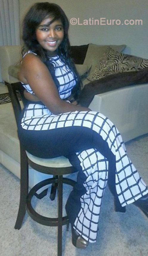 Date this sultry United States girl Africanita from Jacksonville US19536