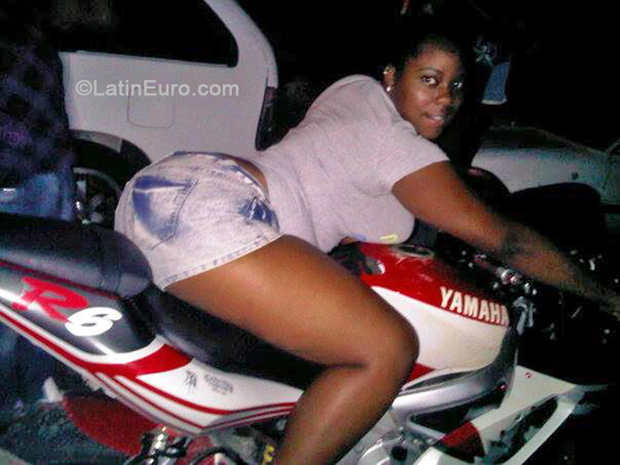 Date this stunning Jamaica girl Amanda from Montego Bay JM1682