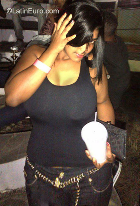 Date this exotic Dominican Republic girl Katherine from San Francisco DO19246