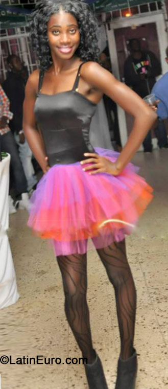 Date this hard body Jamaica girl Simone from Kingston JM1950