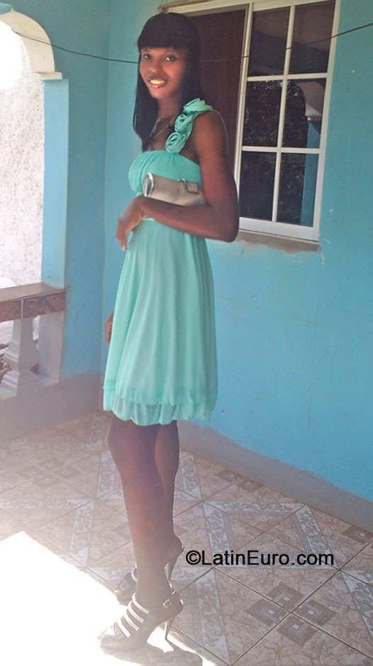 Date this beautiful Jamaica girl Kay from St. Ann JM1816