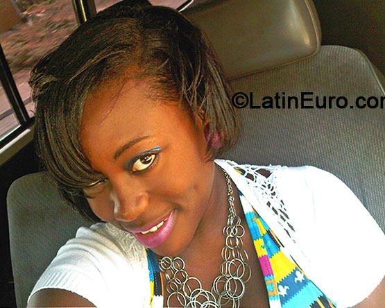 Date this hard body Jamaica girl D from Kingston JM1825