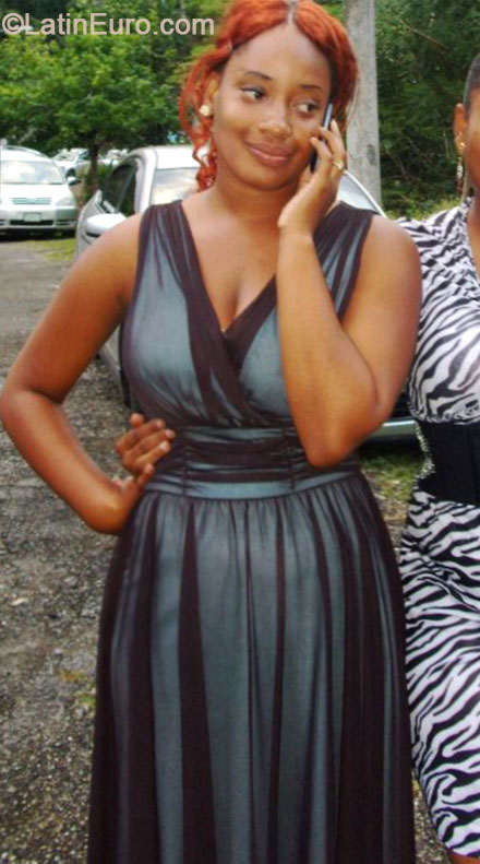 Date this athletic Jamaica girl Shavay from Mandeville JM1836