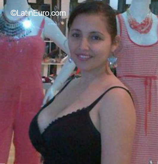 Date this sultry Honduras girl Judith from La Ceiba HN1224