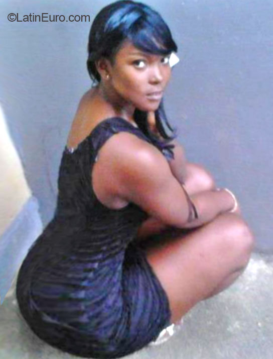 Date this exotic Jamaica girl Britanie from Kingston JM1878