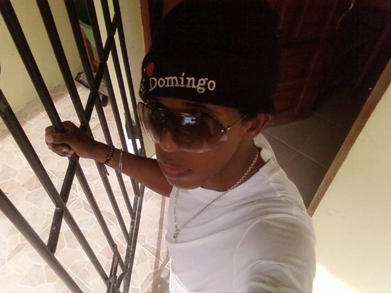 Date this happy Dominican Republic man Leonardo from Santo Domingo DO20650