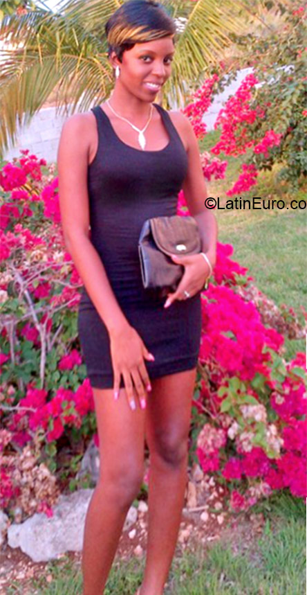 Date this pretty Jamaica girl Shinell from Montego Bay JM1931