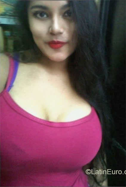 Date this sensual Ecuador girl Diana from Guayaquil EC182