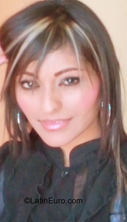 Date this charming Mexico girl Erin from Juarez MX1383