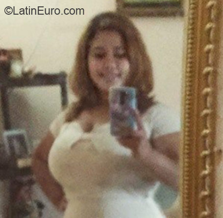 Date this nice looking Panama girl Yasie from Panama City PA629