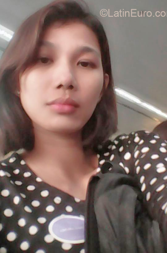 Date this charming Philippines girl Mary Anne from San Pablo PH795