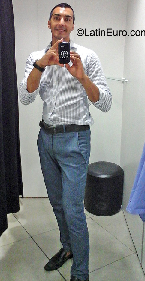 Date this young Brazil man Adelar from Tres Passos BR9414