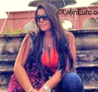 Date this sensual Peru girl Lily from Lima PE1069