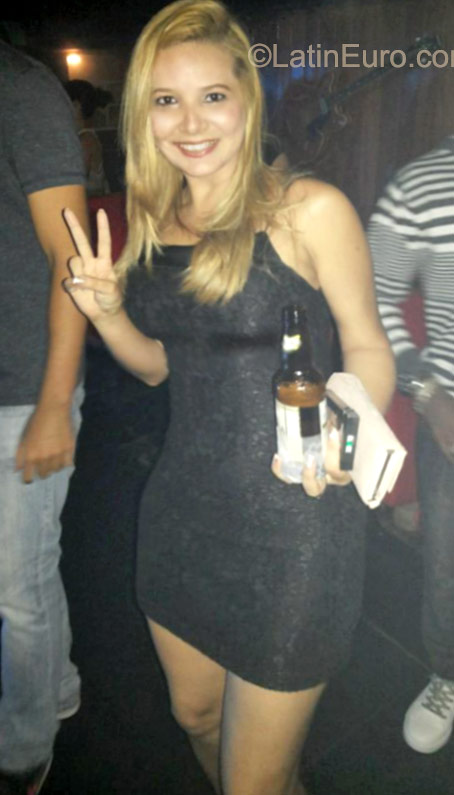 Date this beautiful Brazil girl Cristina from Recife BR9473