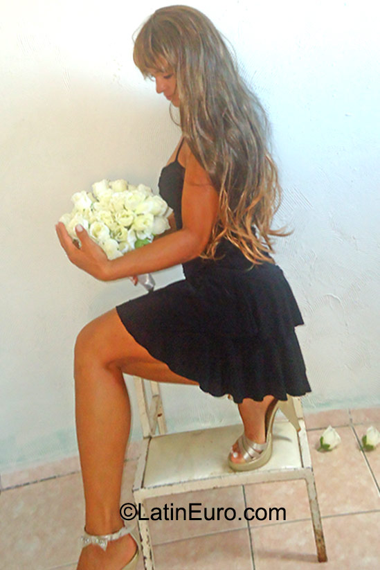Date this young Brazil girl Bela from Recife BR9544
