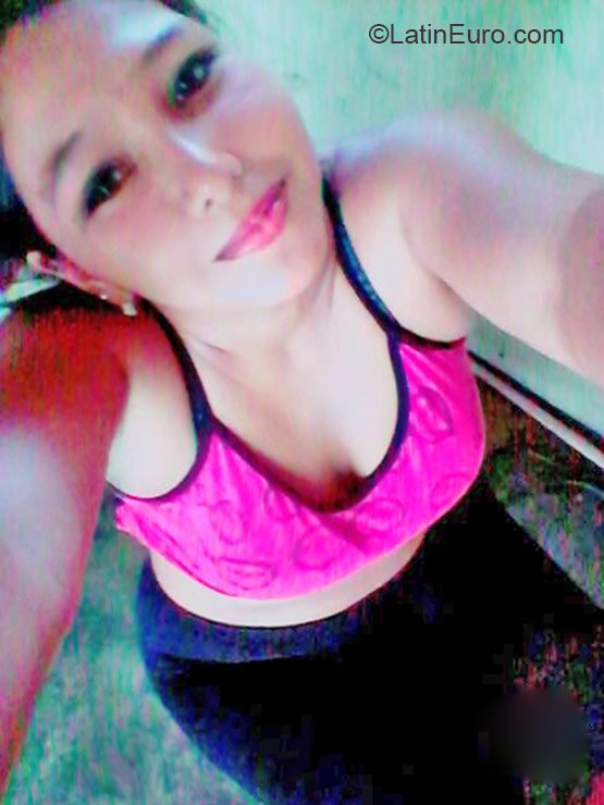 Date this beautiful Panama girl Johanna from Panama City PA744