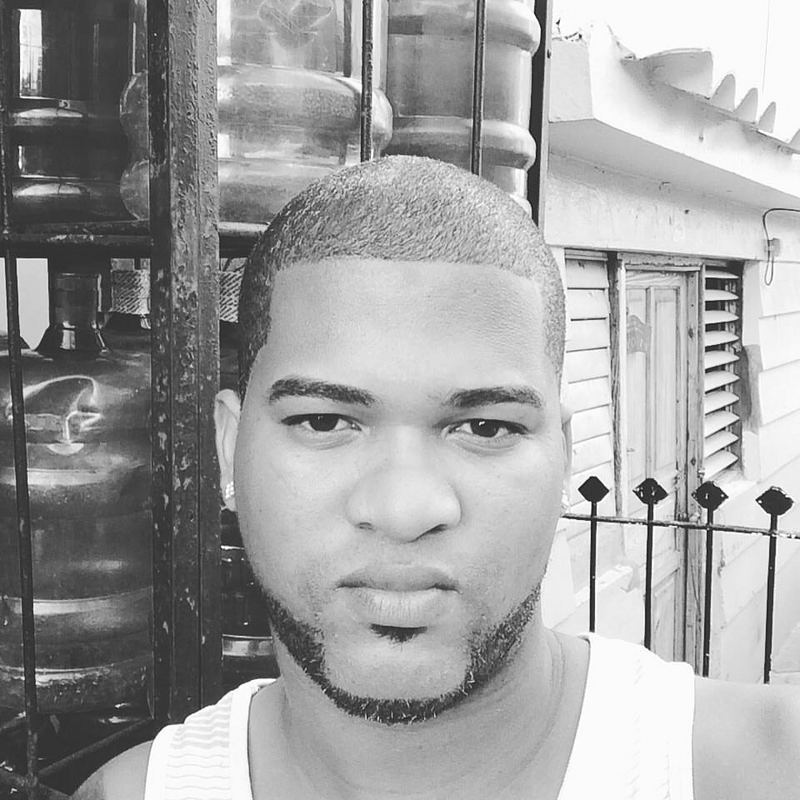 Date this hard body Dominican Republic man Alex from Manchester EN75