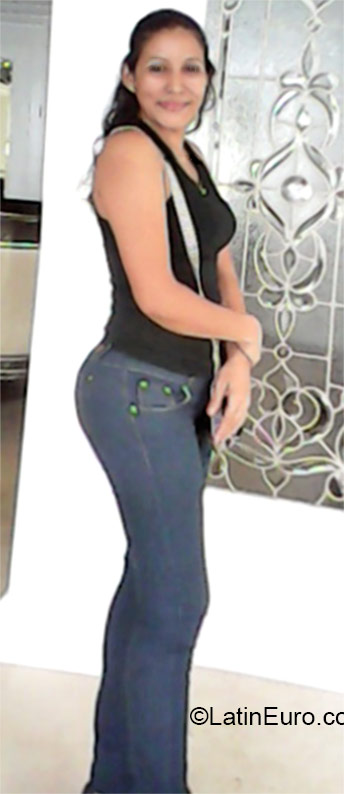 Date this good-looking Panama girl Maria from Panama City PA819