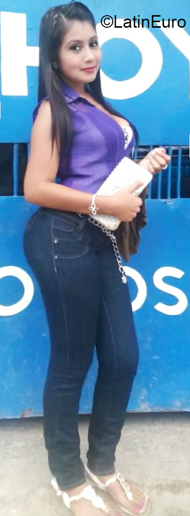 Date this cute Honduras girl Lizeth from La Ceiba HN1923