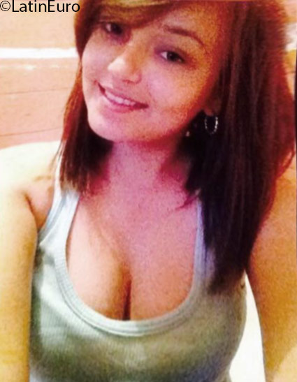Date this pretty Honduras girl Jennifer from San Pedro Sula HN1953