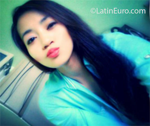 Date this foxy Philippines girl Aisha from Cavite PH874