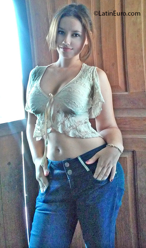Date this beautiful Honduras girl Sindy from San Pedro Sula HN2072
