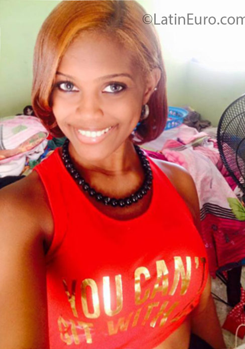 Date this foxy Jamaica girl Britty from  JM2308