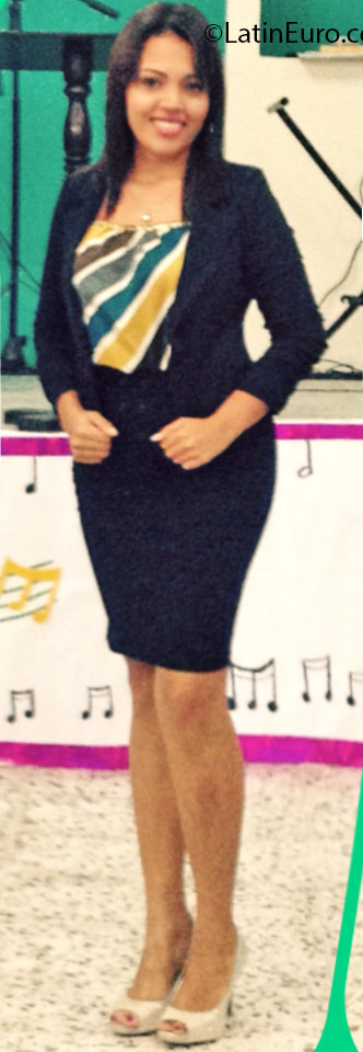 Date this delightful Honduras girl Waleska from Choloma HN2178