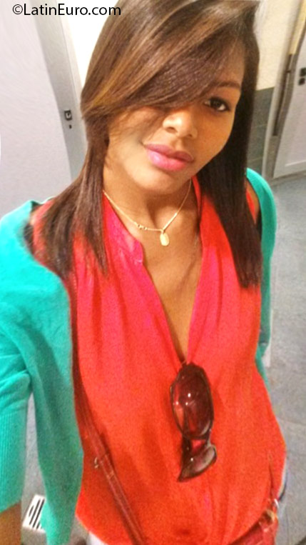 Date this sultry Italy girl Mila04 from Brescia IT273