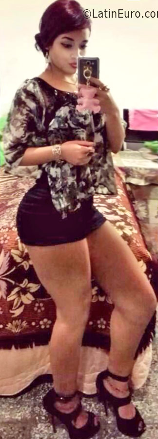 Date this happy Honduras girl Angie from Tegucigalpa HN2200