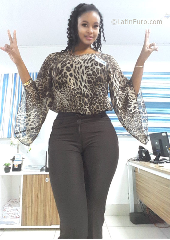 Date this lovely Panama girl Marelys from Panama City PA1011