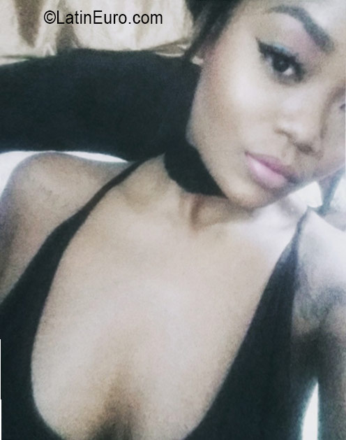 Date this tall Jamaica girl Shanique from Kingston JM2440