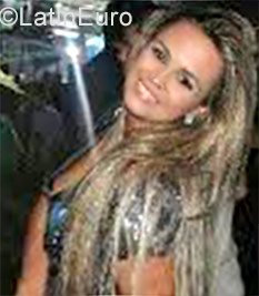 Date this hot Brazil girl Rachel from Curitiba BR9852