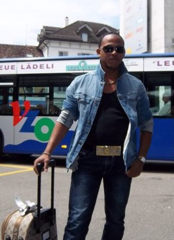 Date this delightful Dominican Republic man Euclides giron from Santiago DO28226