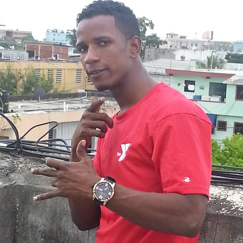 Date this young Dominican Republic man Manuel alexande from Santo Domingo DO29033