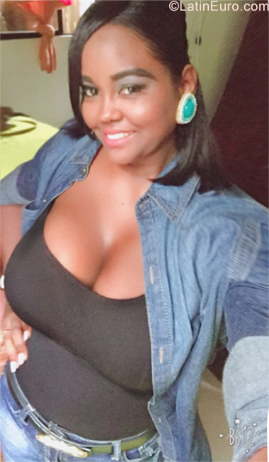 Date this sultry Dominican Republic girl Denny from San Francisco De Macoris DO29595