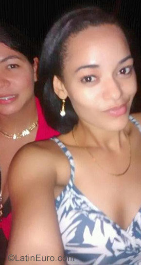 Date this stunning Honduras girl Maria del carme from Santiago HN2339