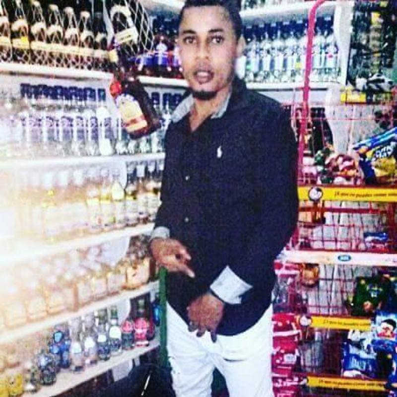 Date this good-looking Dominican Republic man Gregory from Santodomingp DO30324