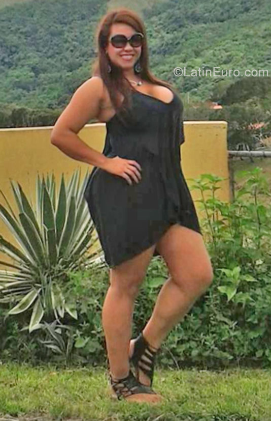 Date this cute Panama girl Luciana from Panama City PA1090