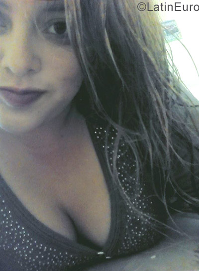 Date this nice looking Peru girl Leslie from Trujillo PE1150