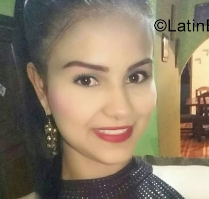 Date this athletic Venezuela girl Seleni from Barinas VE1139