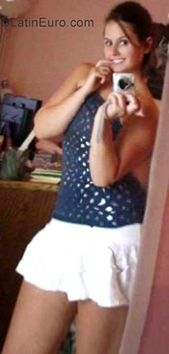 Date this beautiful Venezuela girl Venesa from Maracaibo VE1197