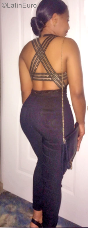 Date this funny Dominican Republic girl GRISELI from Bonao DO31276