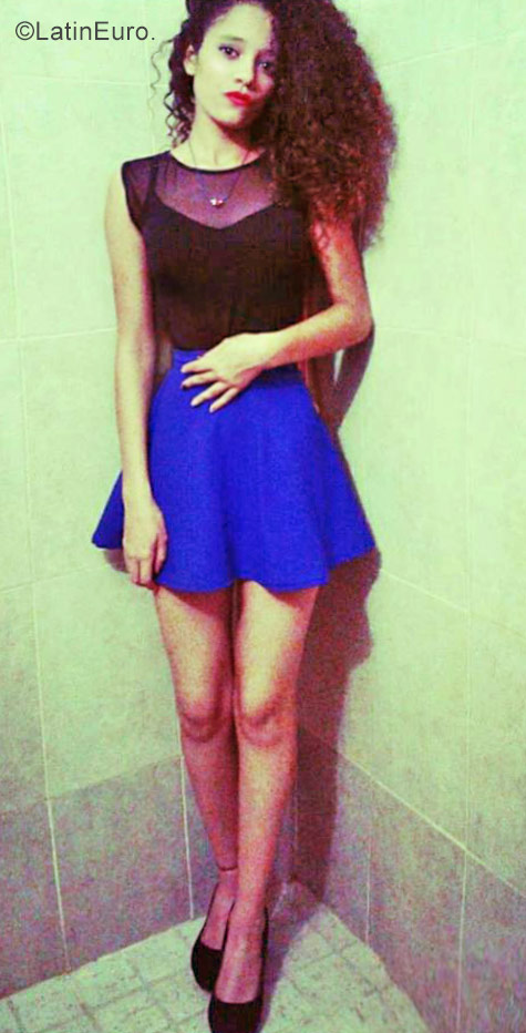 Date this attractive Venezuela girl Eliangalia from Barquisimeto VE1290