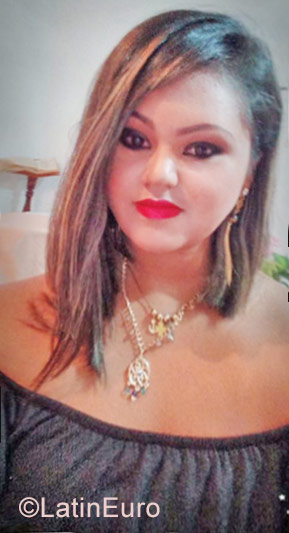 Date this hot Colombia girl Ana from Santa Marta CO23255