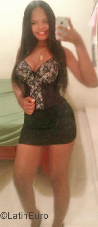 Date this voluptuous Dominican Republic girl Pamela from San Pedro De Macoris DO36000
