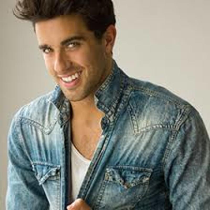 Date this charming Dominican Republic man Pablo jose from Santo Domingo DO31635