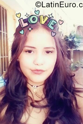 Date this fun Venezuela girl Endry from Barcelona VE1438
