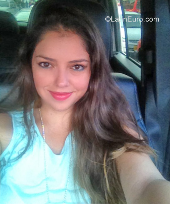 Date this passionate Venezuela girl Dulce from Tachira VE1445